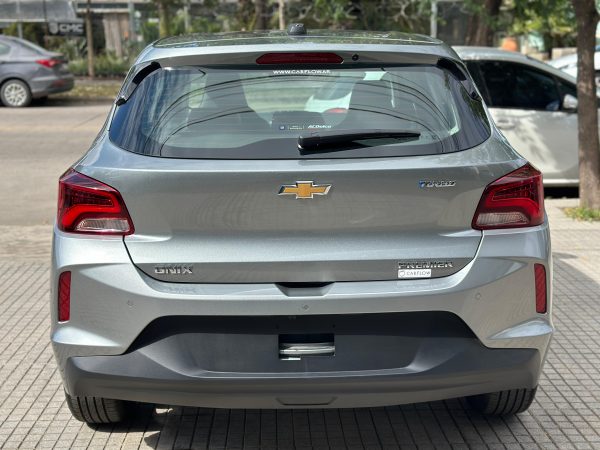 CHEVROLET ONIX PREMIER 1.0T AT - Imagen 6