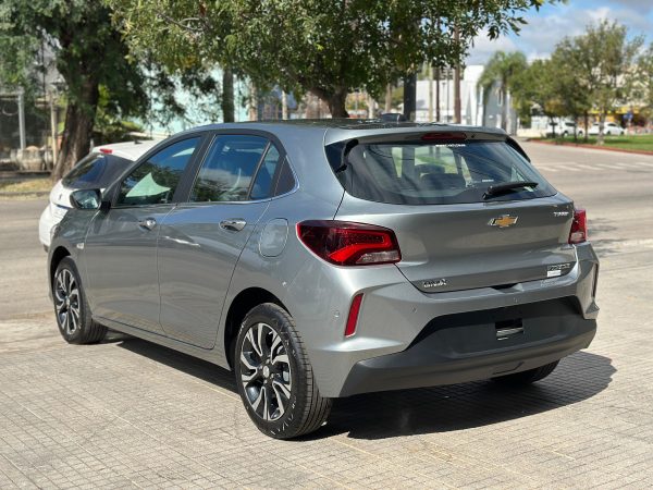 CHEVROLET ONIX PREMIER 1.0T AT - Imagen 5