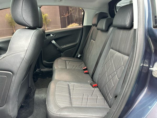 PEUGEOT 208 FELINE 1.6 MT 2015 - Imagen 16