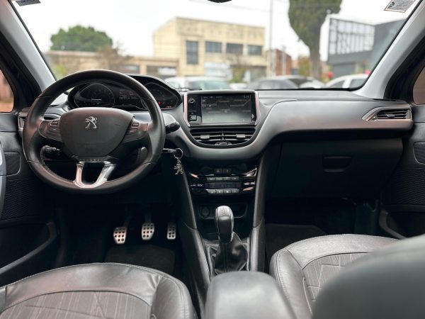 PEUGEOT 208 FELINE 1.6 MT 2015 - Imagen 15