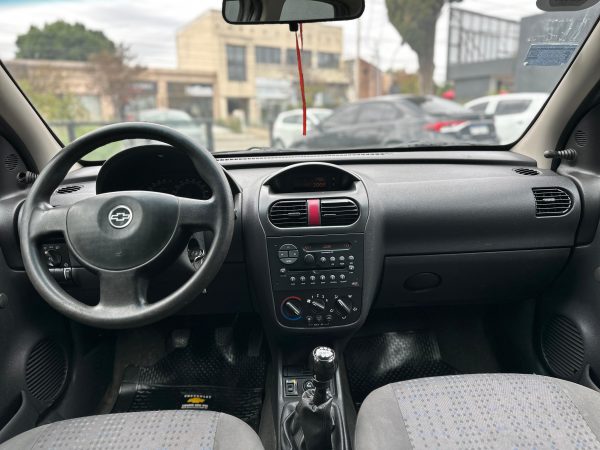 CHEVROLET CORSA II 1.8 GL AA DH 2011 - Imagen 14
