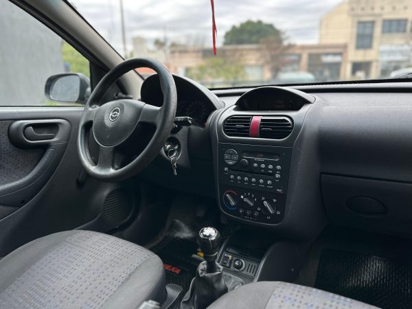 CHEVROLET CORSA II 1.8 GL AA DH 2011 - Imagen 12