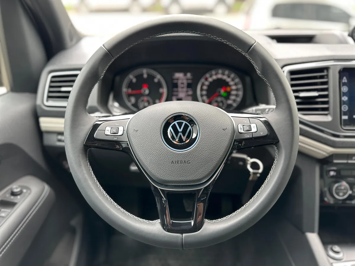 VOLKSWAGEN AMAROK HIGH 2.0 4X2 AT - Imagen 6