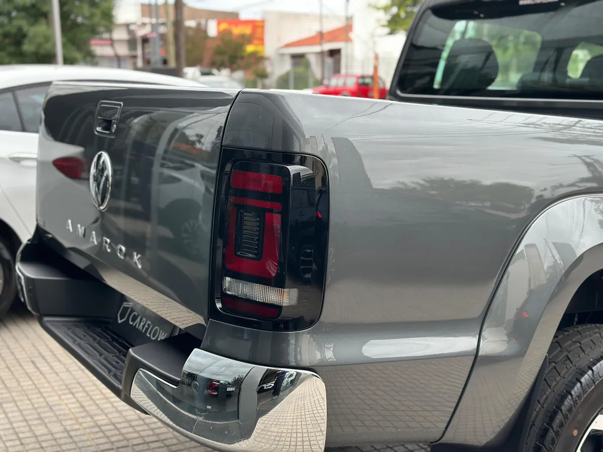 VOLKSWAGEN AMAROK HIGH 2.0 4X2 AT - Imagen 16