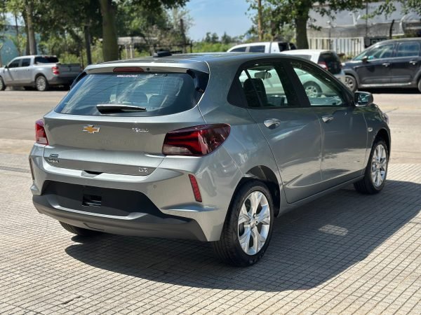 CHEVROLET ONIX LTZ 1.0T AT - Imagen 8