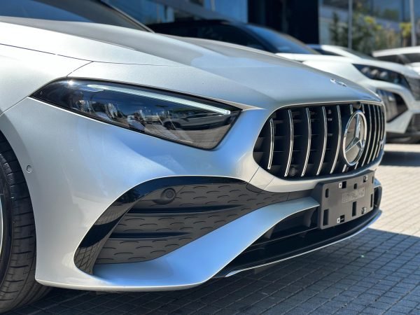 MERCEDES-BENZ A35 AMG AT SEDAN - Imagen 4