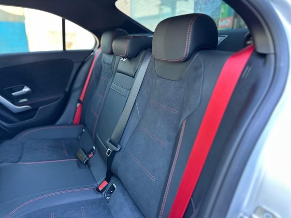 MERCEDES-BENZ A35 AMG AT SEDAN - Imagen 13