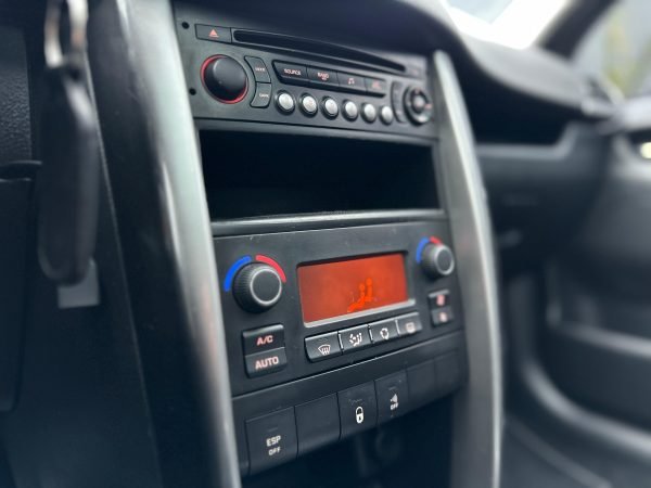 PEUGEOT 207 GTI 1.6 3 PUERTAS 2012 - Imagen 12